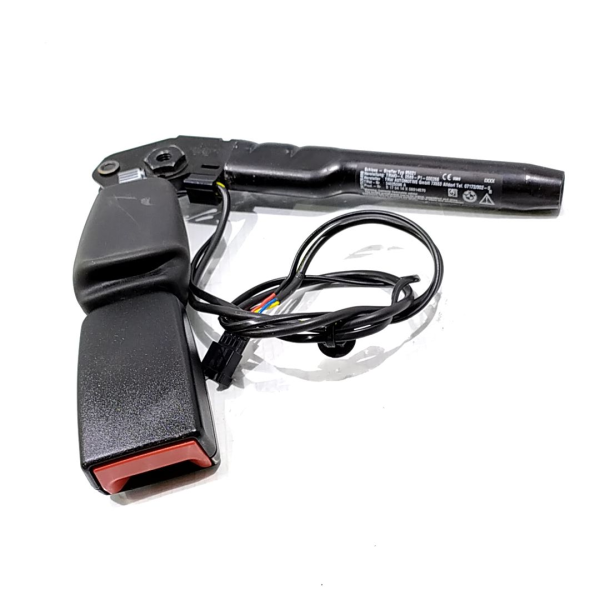 ENGATE FÊMEA CINTO BANCO TRASEIRO DIREITO BMW 750I YA81 2015 38247