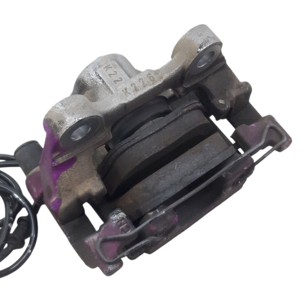 PINÇA TRASEIRA DIREITA  MERCEDES-BENZ C 200K 1.8 2009 195227