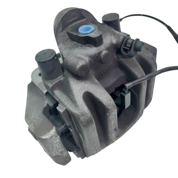 PINÇA TRASEIRA DIREITA  BMW 550I 4.8  2009 196901