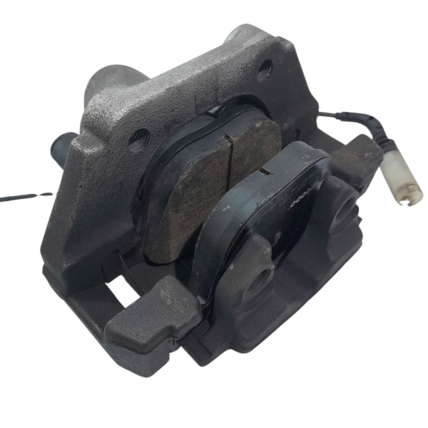 PINÇA TRASEIRA DIREITA  BMW 550I 4.8  2009 196901