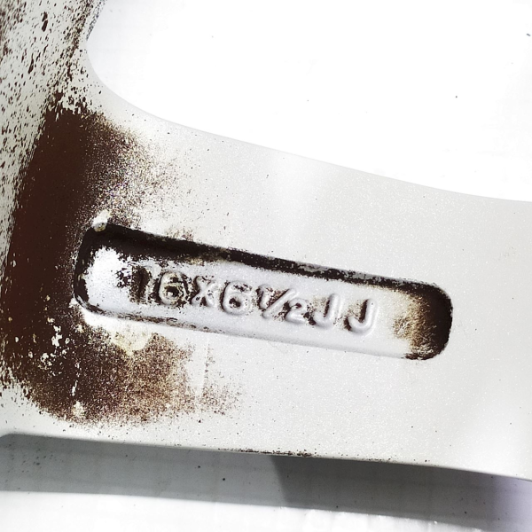 RODA DIANTEIRA DIREITA I LEGACY 2.0  2011 V1451 - P39