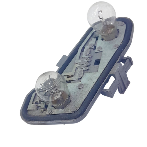 PAR CIRCUITO LANTERNA DIREITA  FIAT SIENA 1.0  2010 200031