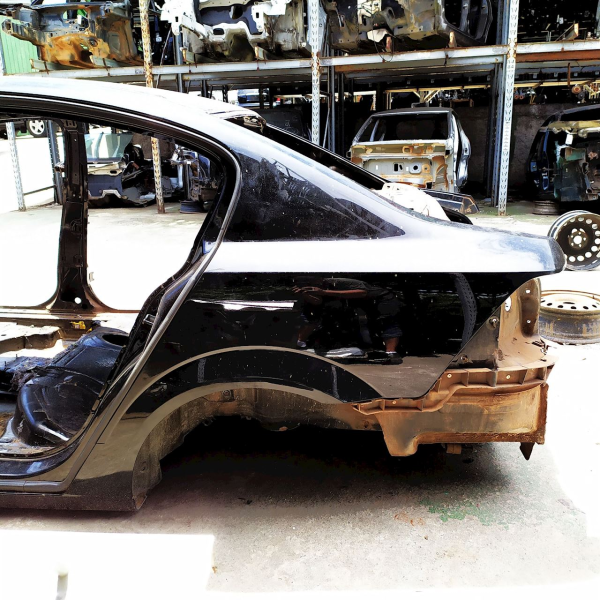 LATERAL ESQUERDA GM VECTRA 2.0  2006 V1444 - P22