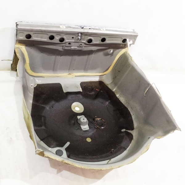 PAINEL TRASEIRO CAIXA RODA ESTEPE I LEGACY 2.0  2011 84098