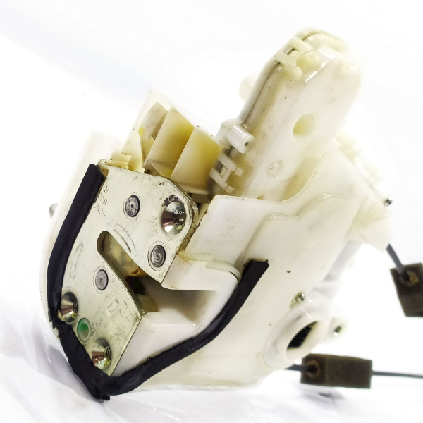 FECHADURA  PORTA DIANTEIRA DIREITA HONDA CITY LX 2013 77555