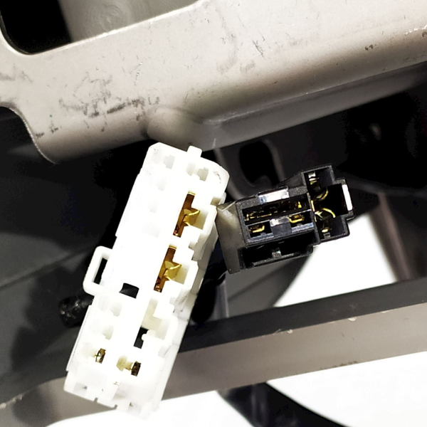 CONSOLE CENTRAL HYUNDAI SANTA FE 2.7 2006 60073