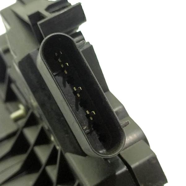 FECHADURA PORTA TRASEIRA DIREITA FORD ECOSPORT 2015    125959