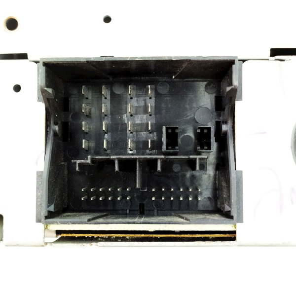 SOM MP3 CD ORIGINAL SONY FORD FOCUS 2009 ORIGINAL    47493