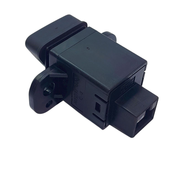 BOTÃO PISCA ALERTA GM SONIC HB 1.6 2013 200729