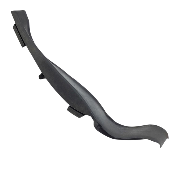 ACABAMENTO DIREITO CHURRASQUEIRA  GM SONIC HB 1.6 2013 200863