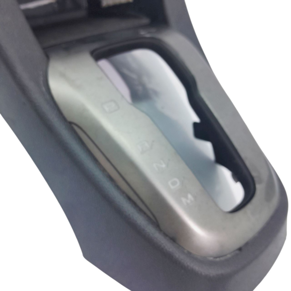 ACABAMENTO TRAMBULADOR CONSOLE CENTRAL  GM SONIC HB 1.6 2013 200921