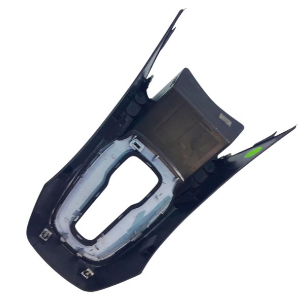 ACABAMENTO TRAMBULADOR CONSOLE CENTRAL  GM SONIC HB 1.6 2013 200921