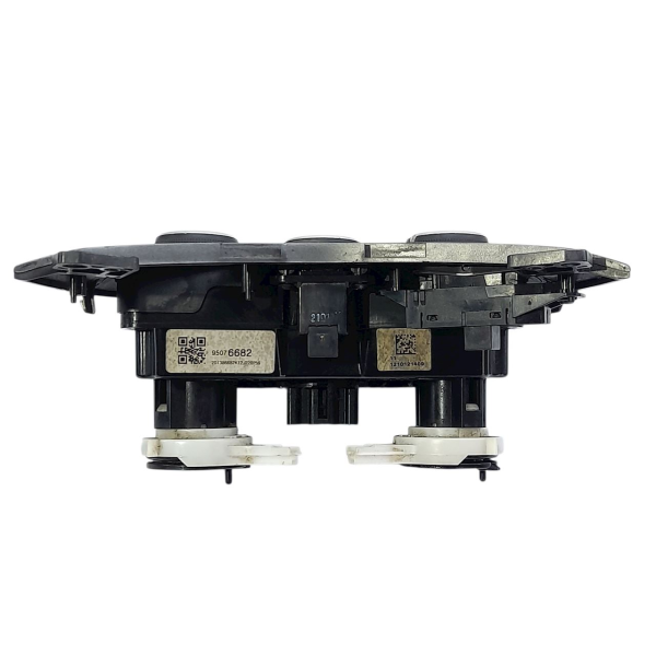 COMANDO AR CONDICIONADO  GM SONIC HB 1.6 2013 200926