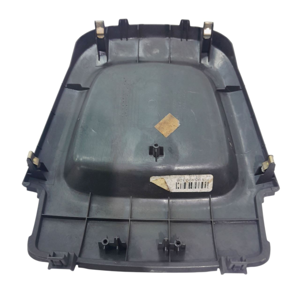 PORTA TRECO ACABAMENTO SUPERIOR CAPA PAINEL  GM SONIC HB 1.6 2013 200933