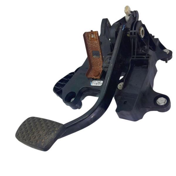 PEDAL FREIO  GM SONIC HB 1.6 2013 200974