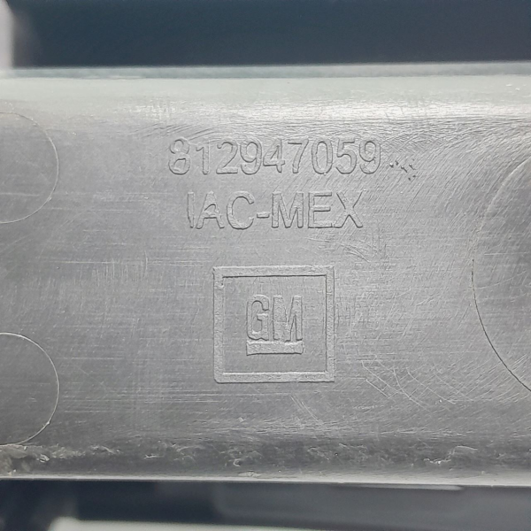 PORTA LUVAS SUPERIOR  GM SONIC HB 1.6 2013 200984