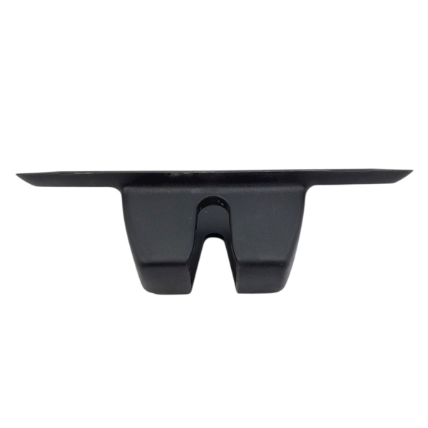 ACABAMENTO FECHADURA TAMPA TRASEIRA  GM SONIC HB 1.6 2013 201002