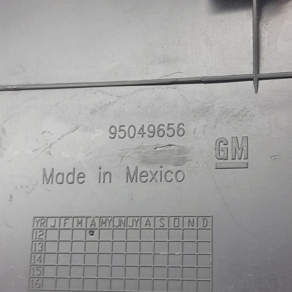 ACABAMENTO INTERNO PORTA TRASEIRA DIREITA  GM SONIC HB 1.6 2013 201068