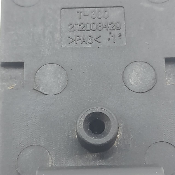 BOTÃO VIDRO ELÉTRICO PORTA TRASEIRA DIREITA  GM SONIC HB 1.6 2013 201071