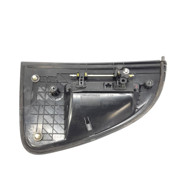 MAÇANETA EXTERNA PORTA TRASEIRA ESQUERDA  GM SONIC HB 1.6 2013 201083