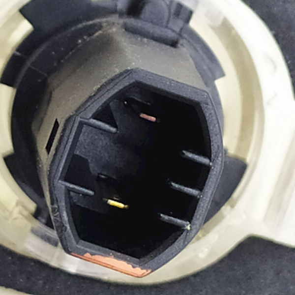 LUZ PLACA TOYOTA COROLLA XEI 2.0 2012 203076