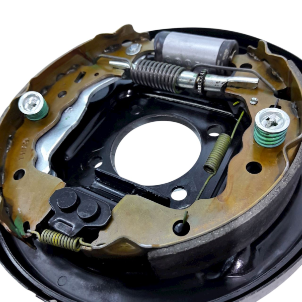 ESPELHO FREIO TRASEIRO DIREITO NISSAN KICKS 2022    203483