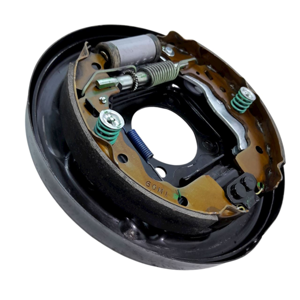 ESPELHO FREIO TRASEIRO ESQUERDO NISSAN KICKS 2022    203484