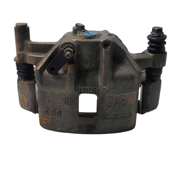 PINÇA DIANTEIRA DIREITA JAC J6 2011    204023