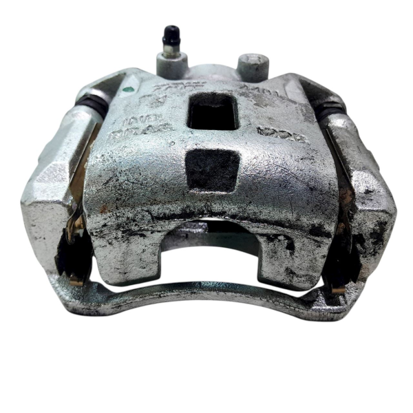 PINÇA DIANTEIRA DIREITA KICKS 2024    204688