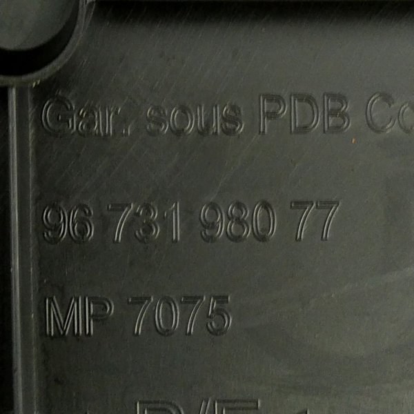 ACABAMENTO INFERIOR COLUNA DIREÇÃO CITROEN C4 PICASSO 2009    123935