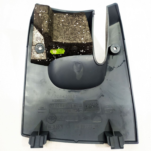 ACABAMENTO INFERIOR COLUNA DIREÇÃO RENAULT MEGANE 1998    134820