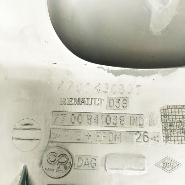 ACABAMENTO INFERIOR COLUNA DIREÇÃO RENAULT MEGANE 1998    134820