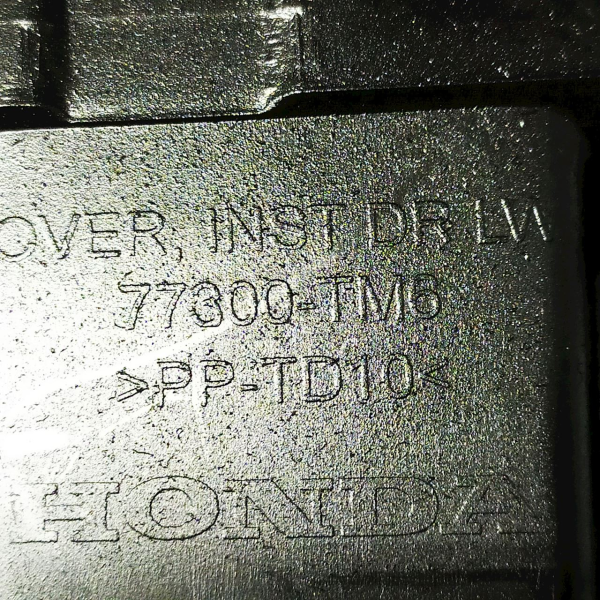 ACABAMENTO ESQUERDO PAINEL COLUNA DIREÇÃO HONDA CITY LX 2013 77512