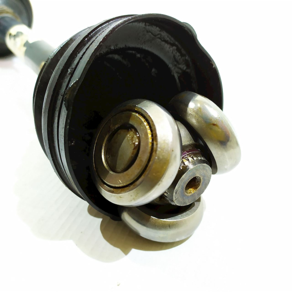 HOMOCINÉTICA ESQUERDA VOLKSWAGEN GOLF COMFORTLINE 1.6 16V MSI AT 2016 22714