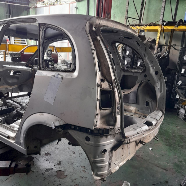 LATERAL ESQUERDA GM MERIVA 1.8 8V 2005    205471