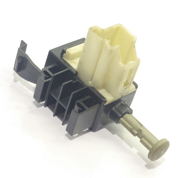 SENSOR PEDAL EMBREAGEM FORD KA 1.0  2018 108125