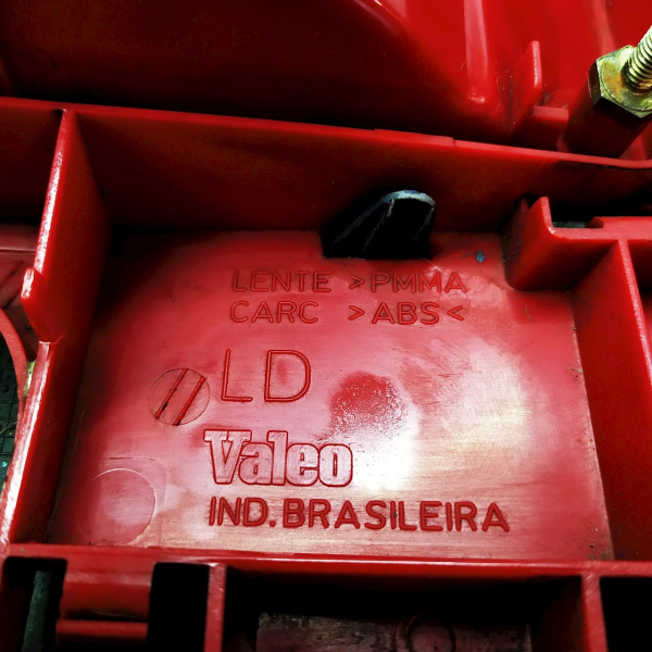 LANTERNA DIREITA VOLKSWAGEN GOL 16V 2000 V1412 - P19