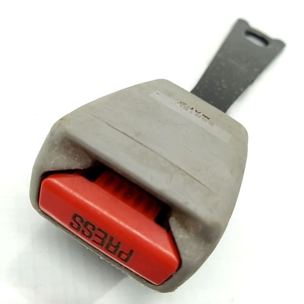 ENGATE FÊMEA CINTO DIANTEIRO DIREITO TOYOTA COROLLA XEI 1.8 2009 61487