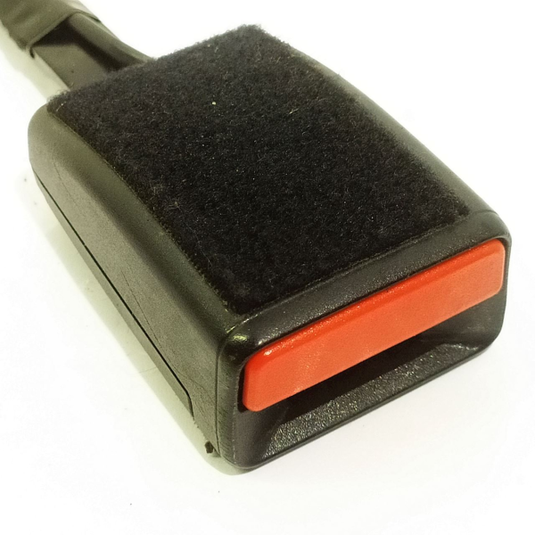 ENGATE FÊMEA CINTO DIANTEIRO ESQUERDO CITROËN C3 PICASSO  2015 81537