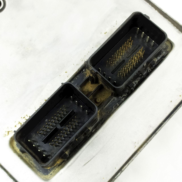 MÓDULO DE INJEÇÃO ELETRÔNICA FORD FIESTA 2004 V1592 - P24