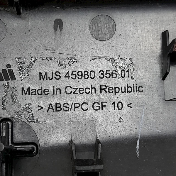 ACABAMENTO LATERAL DIREITO CONSOLE CENTRAL  PORSCHE CAYENNE S 4.8 T 2011 190437