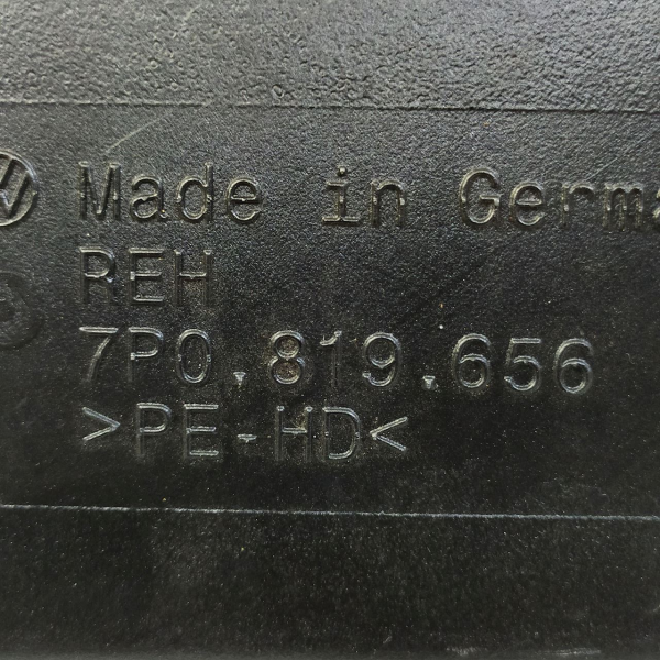 DUTO AR DIANTEIRO DIREITO ASSOALHO  PORSCHE CAYENNE S 4.8 T 2011 190520