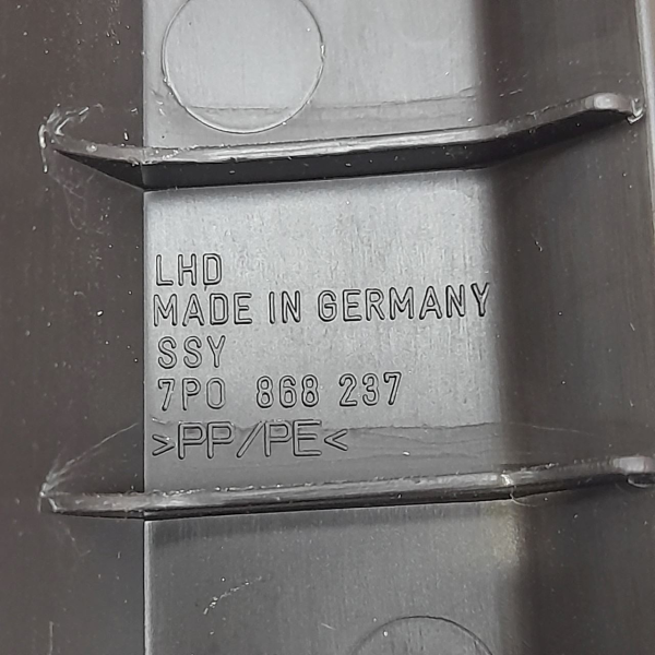 ACABAMENTO SUPERIOR PÉ COLUNA ESQUERDA  PORSCHE CAYENNE S 4.8 T 2011 190435