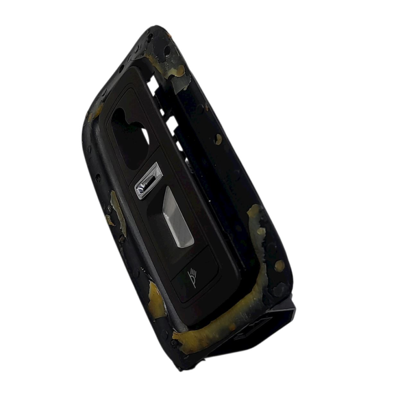 LUZ CORTESIA TRASEIRA ESQUERDA FORRO TETO PORSCHE CAYENNE S 4.8 T 2011 190398