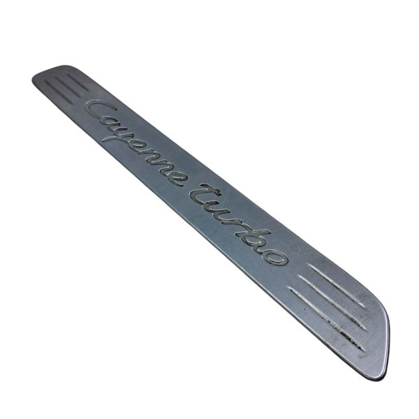 ACABAMENTO SOLEIRA PORTA DIANTEIRA ESQUERDA  PORSCHE CAYENNE S 4.8 T 2011 190453