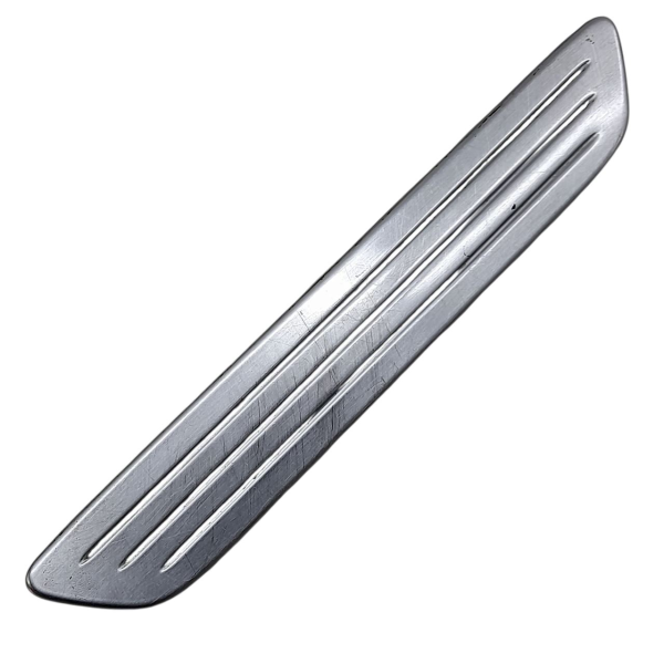 ACABAMENTO SOLEIRA PORTA TRASEIRA ESQUERDA  PORSCHE CAYENNE S 4.8 T 2011 190457