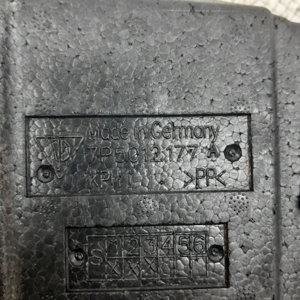 ISOPOR CAIXA RODA ESTEPE  PORSCHE CAYENNE S 4.8 T 2011 189955