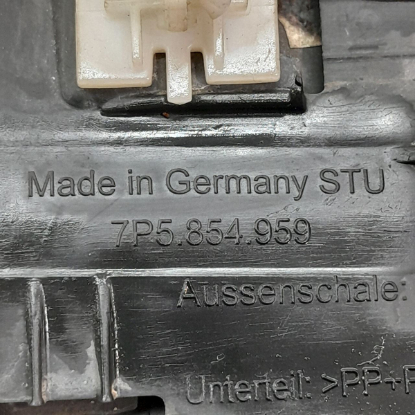 ACABAMENTO INFERIOR PARA LAMA ESQUERDO  PORSCHE CAYENNE S 4.8 T 2011 190115