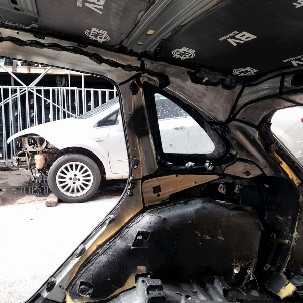 LATERAL DIREITA PORSCHE CAYENNE S 4.8 T 2011 V1689 - P21