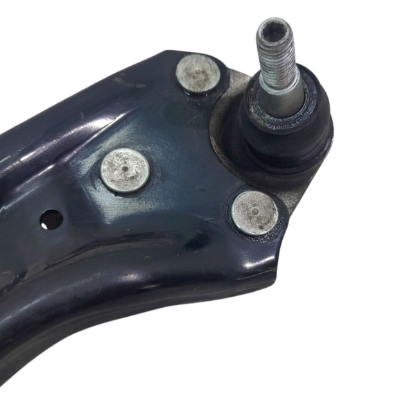 BANDEJA DIANTEIRA ESQUERDA GM ONIX 2023    206645